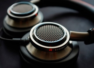 Philips lanza los Fidelio M2L, los primeros auriculares Lightning